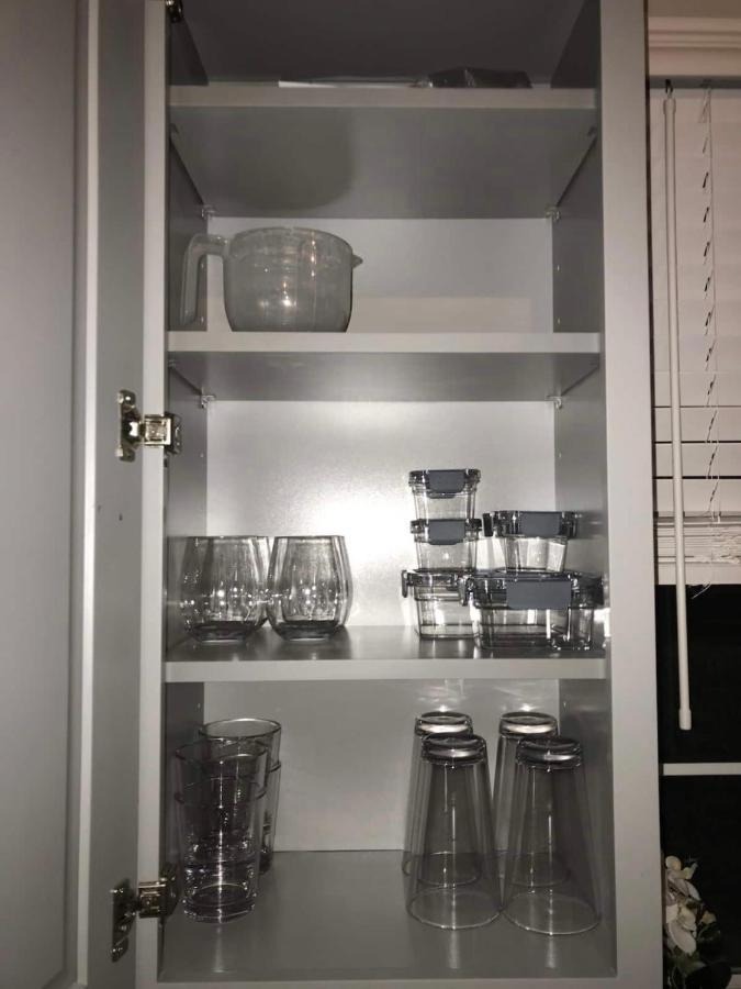 Vila Hidden Hideaway! Bungalow 2 Blocks From The Beach! Sleeps 3 Galveston Exteriér fotografie